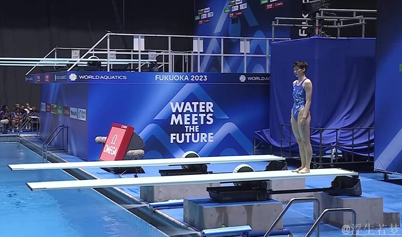 李亚杰勇夺世锦赛跳水女子1米板银牌