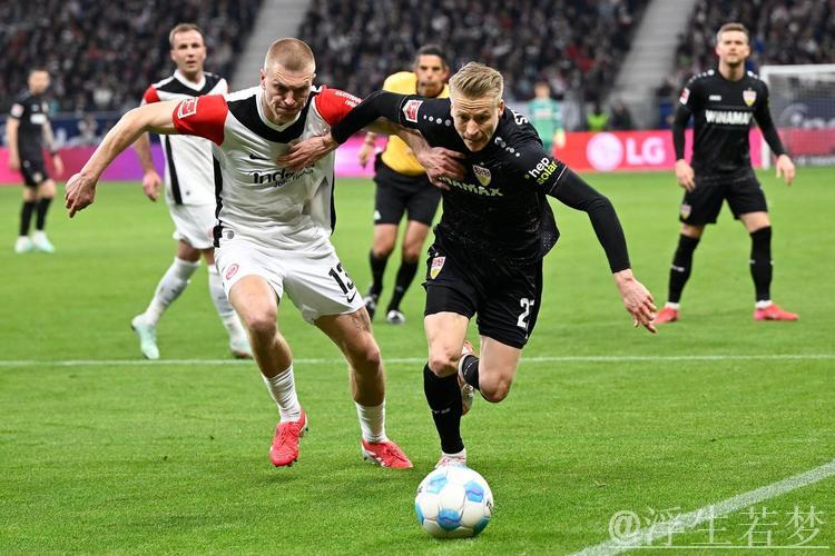 法兰克福凭格策破门力克十人斯图加特